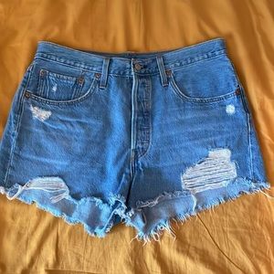 Levi’s 501 Distressed Denim Shorts - Light Blue Denim - Women’s 31